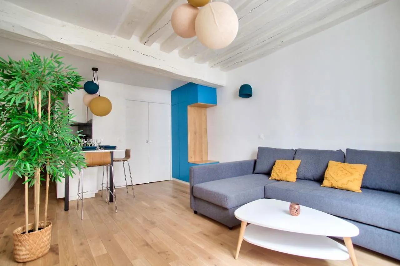 Luxurious 1 Bedroom Louvre Saint Honoré Free Netflix Parigi 0*,